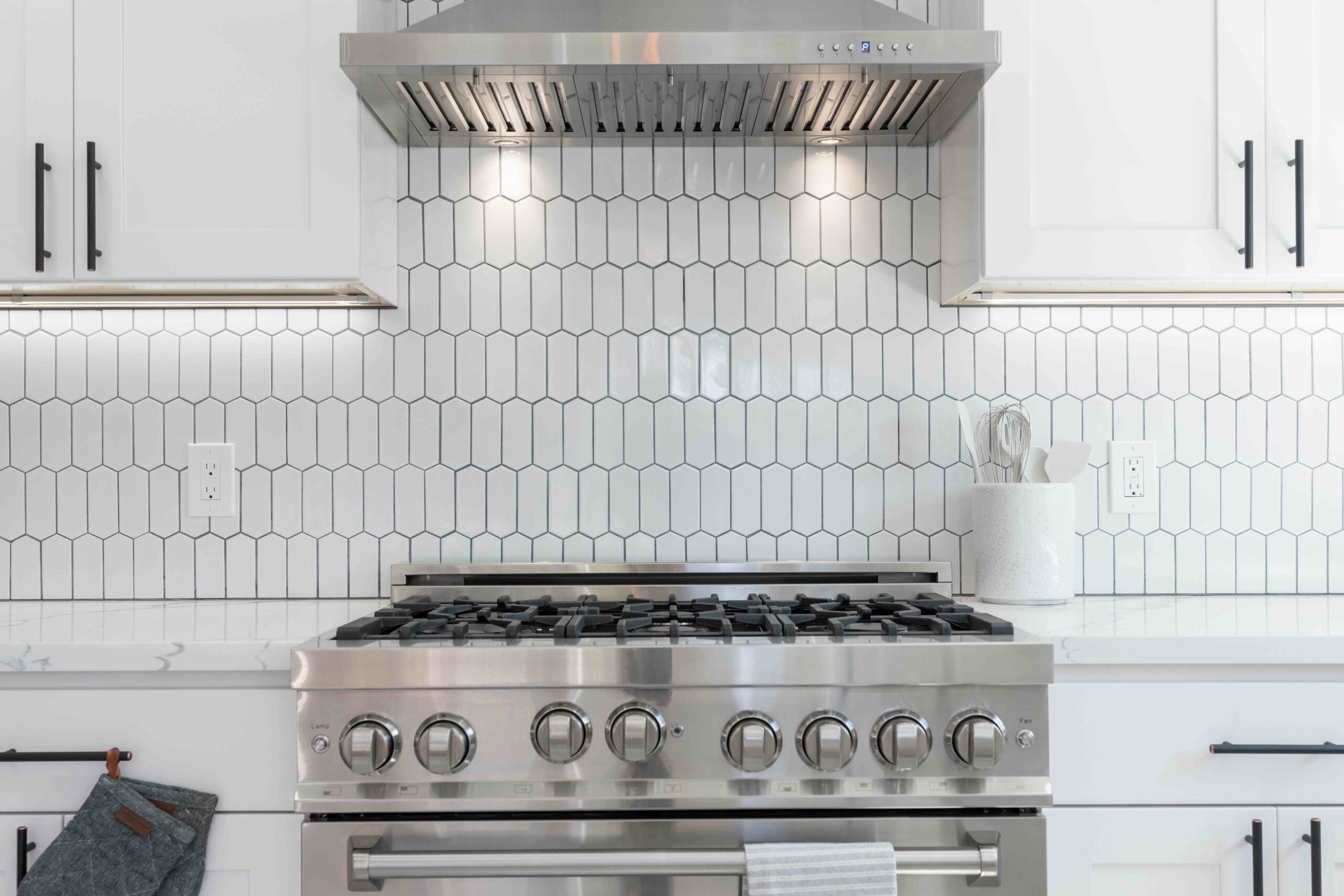 How to Install Kitchen Backsplash Tile Full Guide scaled