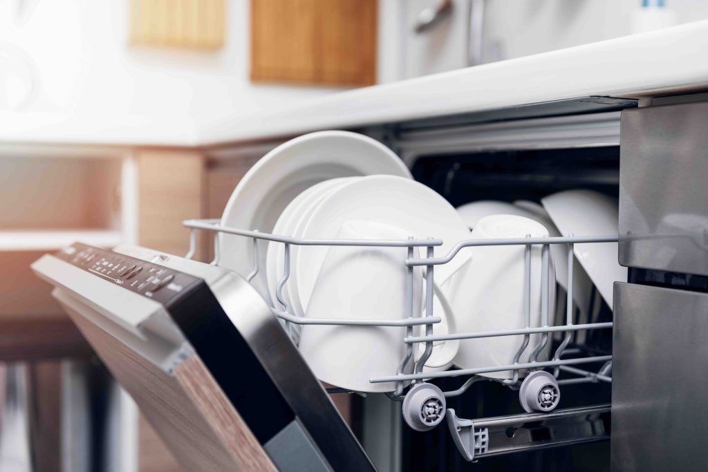 How Much Water Does a Dishwasher Use Per Cycle 1024x683