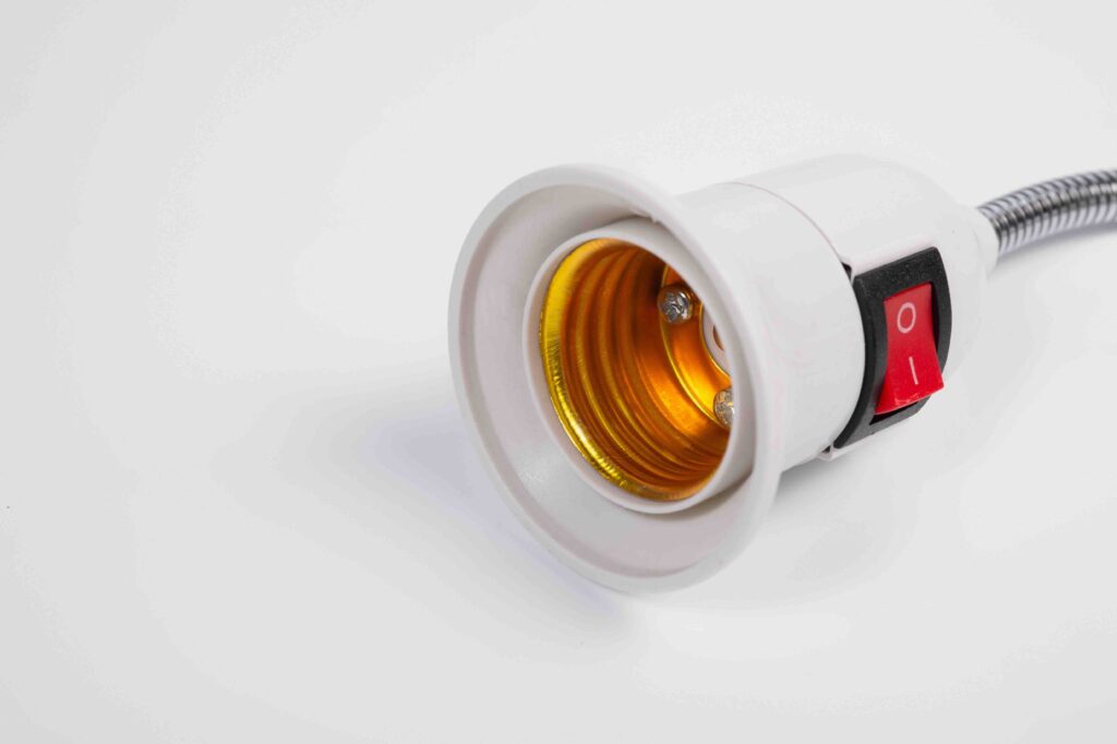 Screw In Lamp Socket What Homeowners Need to Know 1024x682