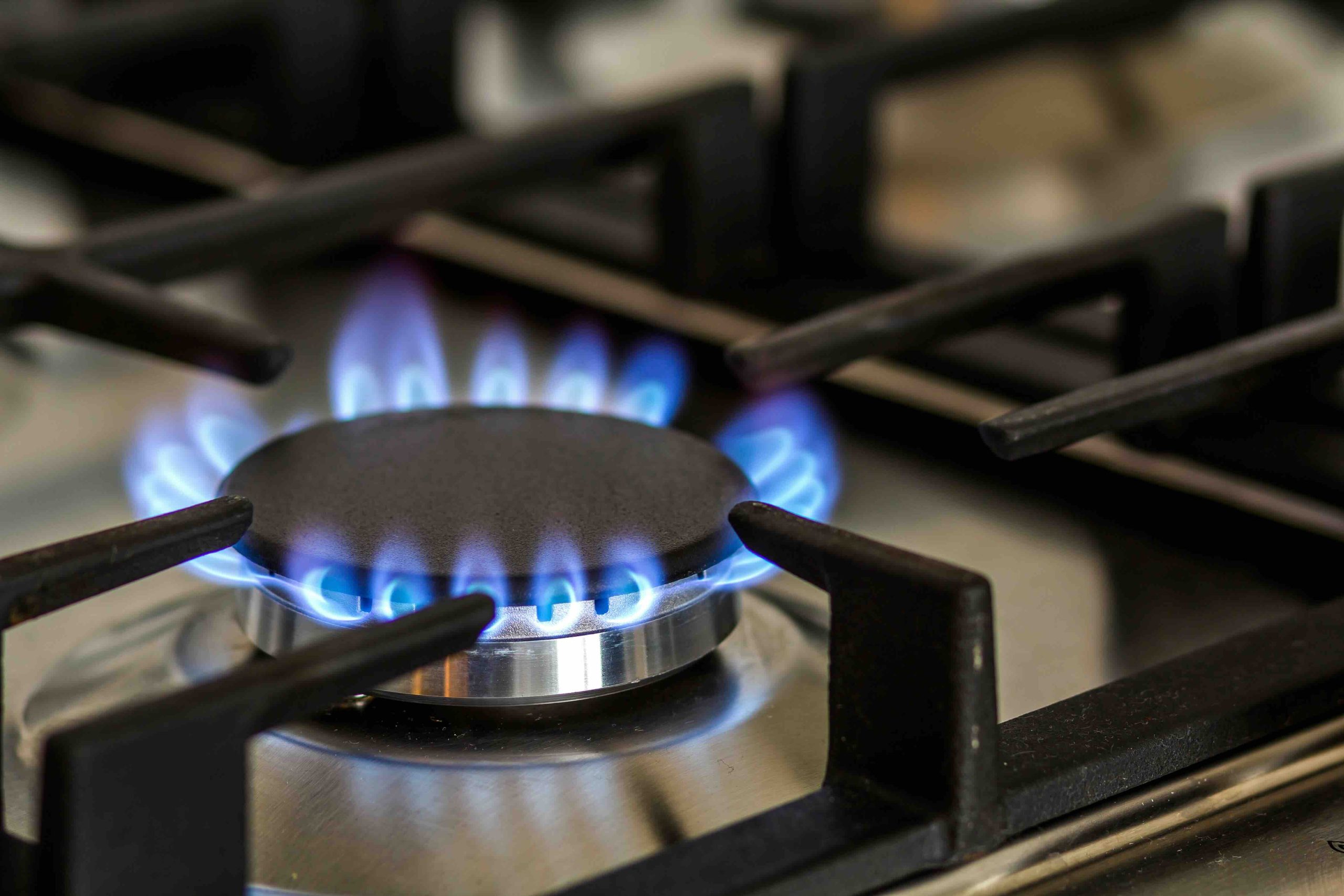 Stove Won't Turn Off: Causes, Fixes & What to Do