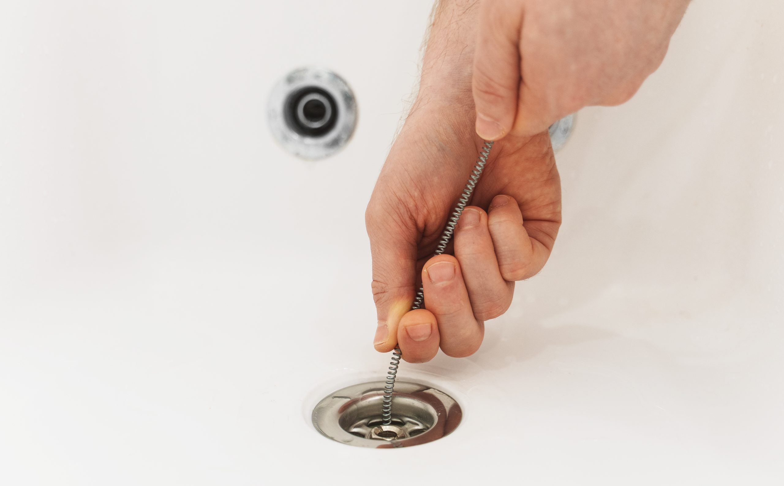 What Is a Venting Tub Drain and Why Does It Matter in Your Home