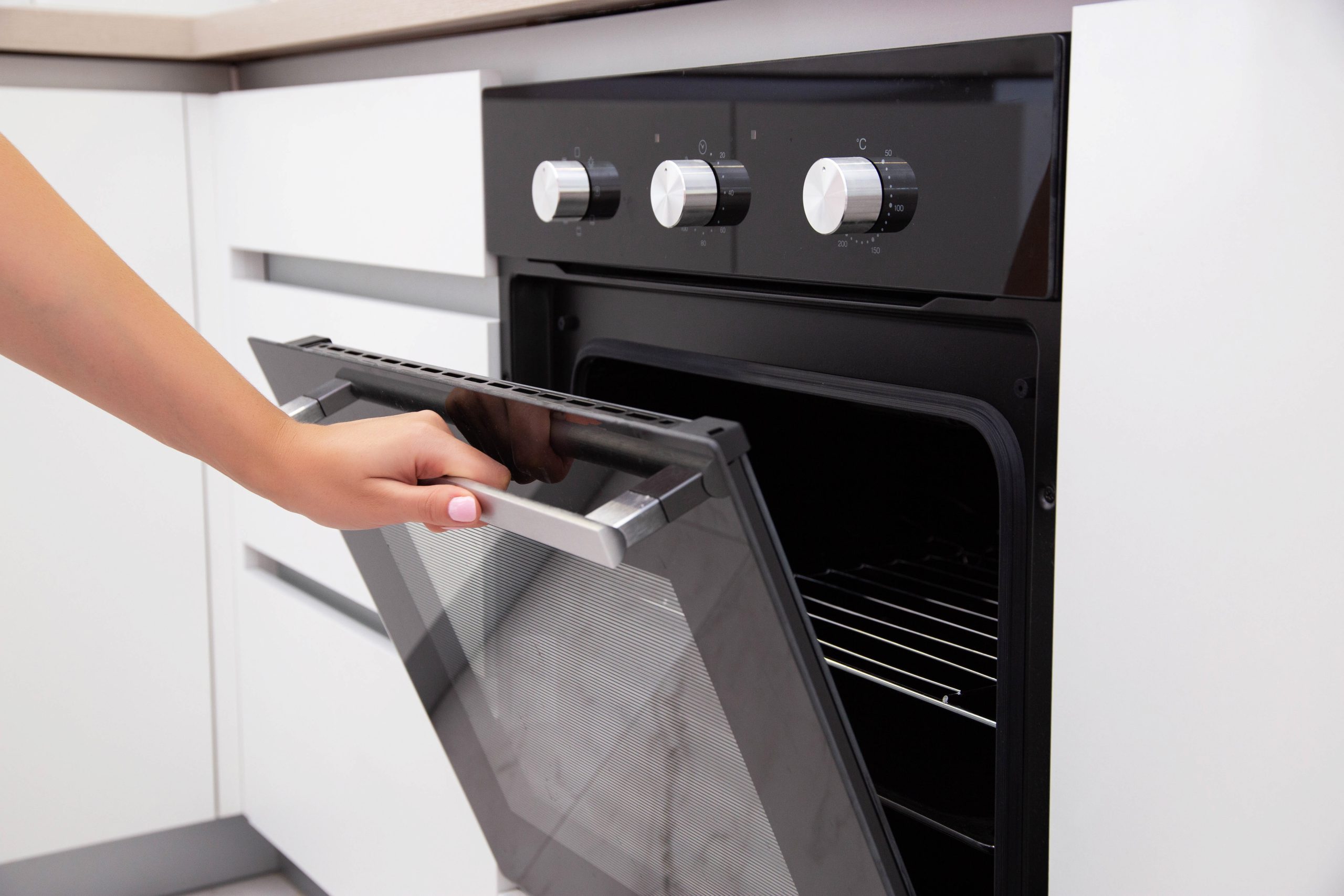 Why Your Gas Oven Stopped Heating and What You Should Do About It