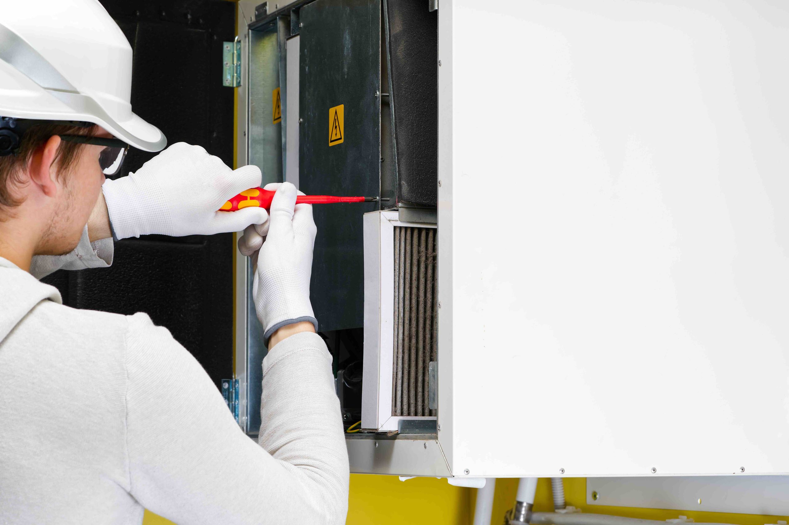 Fall Furnace Tune-Up: Prep Your Heat Before Winter Hits