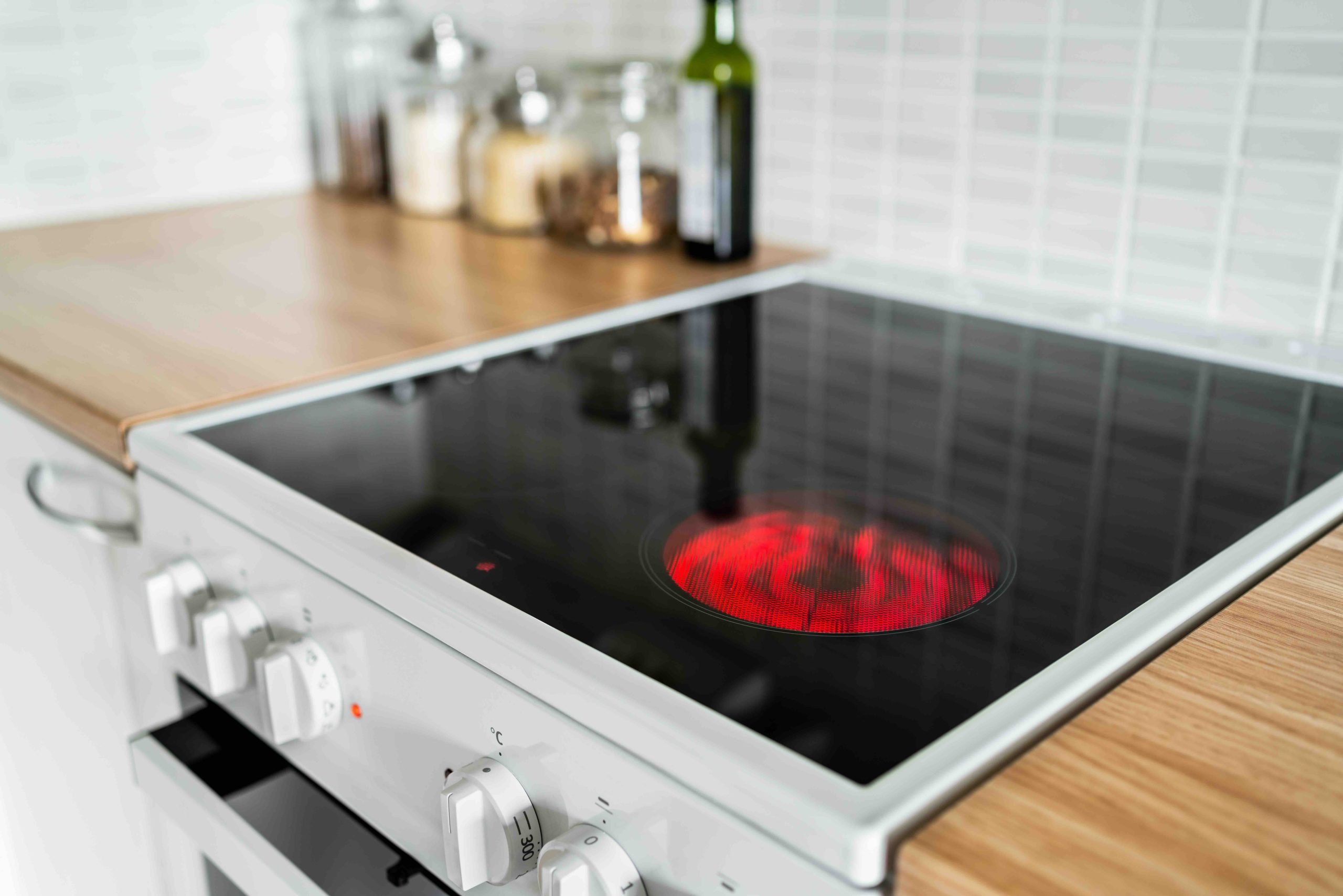 Cooktop vs Range Top: What Homeowners Need to Know