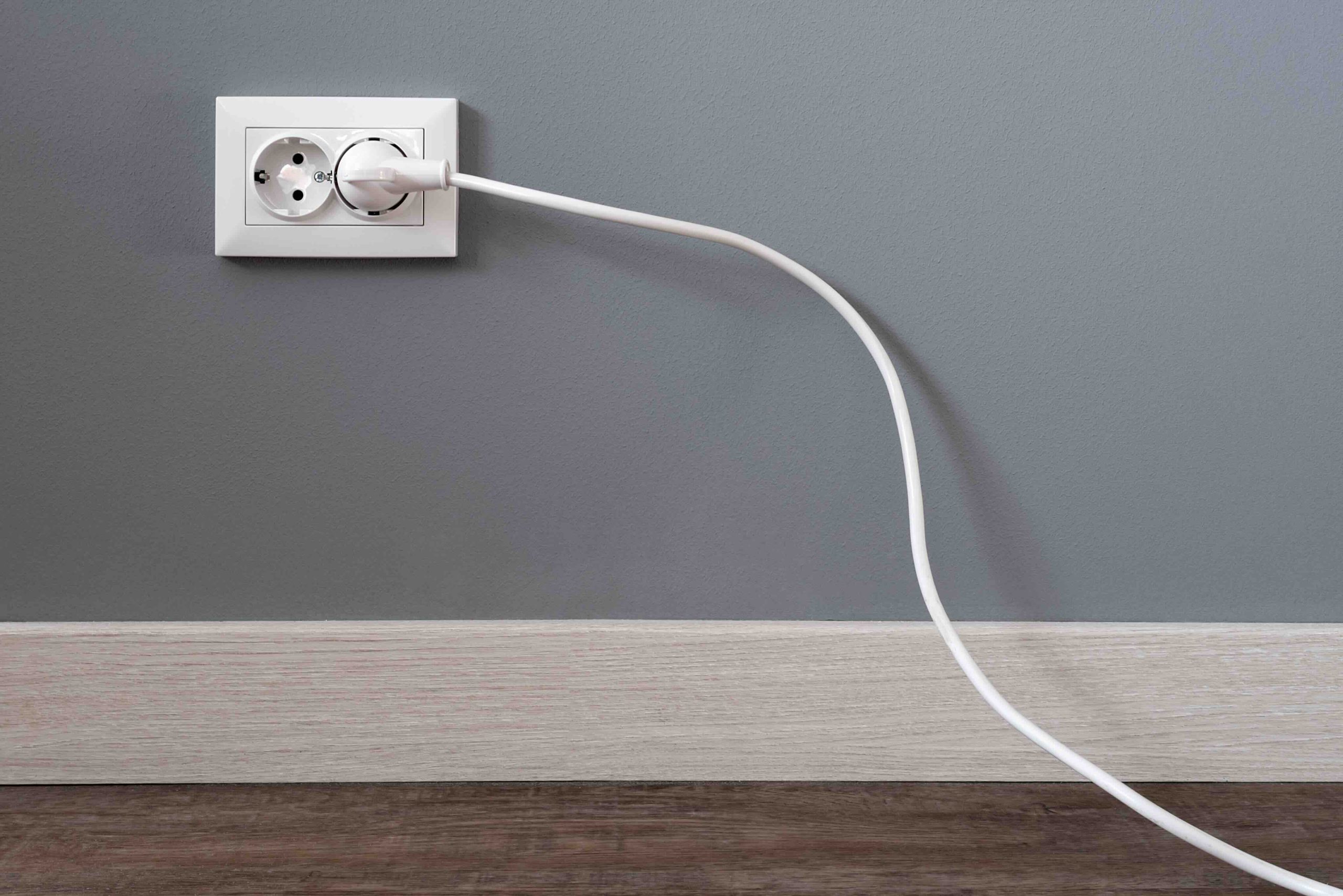 How to Wire a Grounded Outlet Safely and Correctly