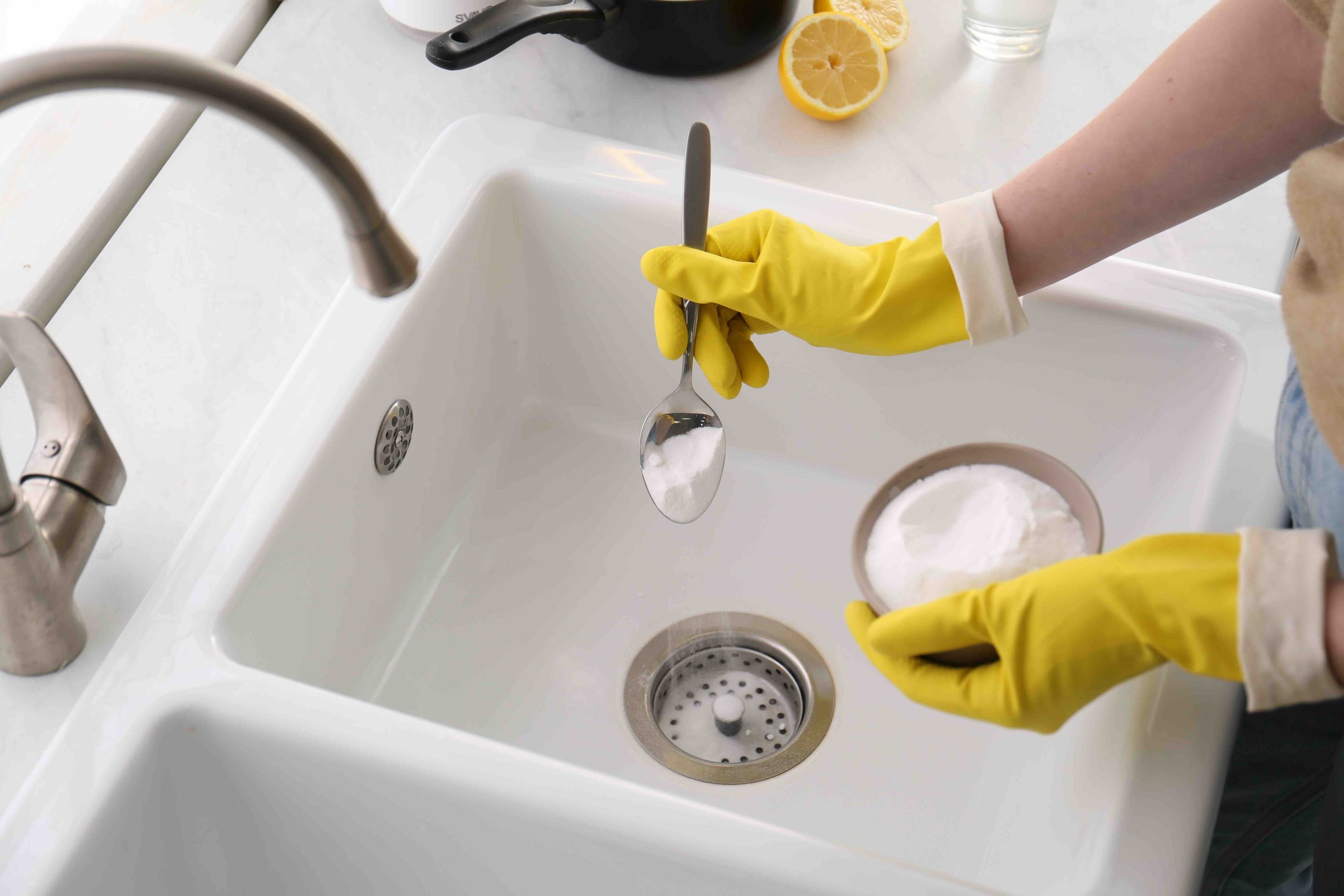 Kitchen Drain Cleaner: What Works and What to Skip
